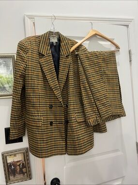 Women’s Double-Breasted Houndstooth Blazer and Trousers - Yellow/Black